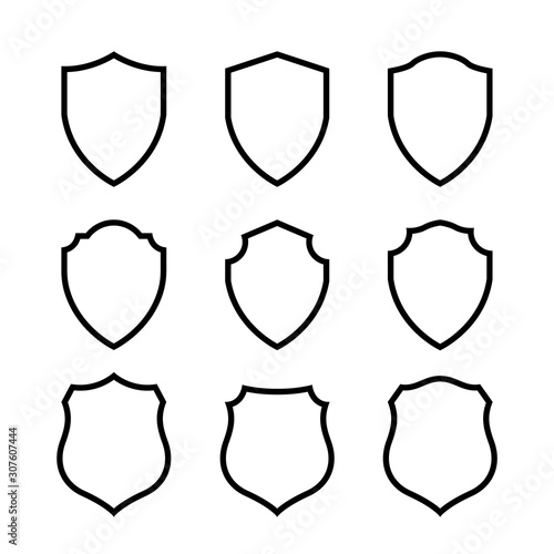 Obraz na płótnie Vector Shield icon. Heraldic shields, security black labels. Knight award, medieval royal vintage badges isolated vector. w salonie