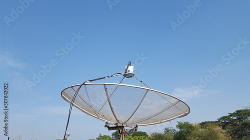 Obraz na plátně parabolic antenna for satellite international tv broadcast captures the scale of