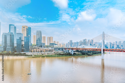 Foto High rise buildings and dongshuimen bridge in Chongqing, China
