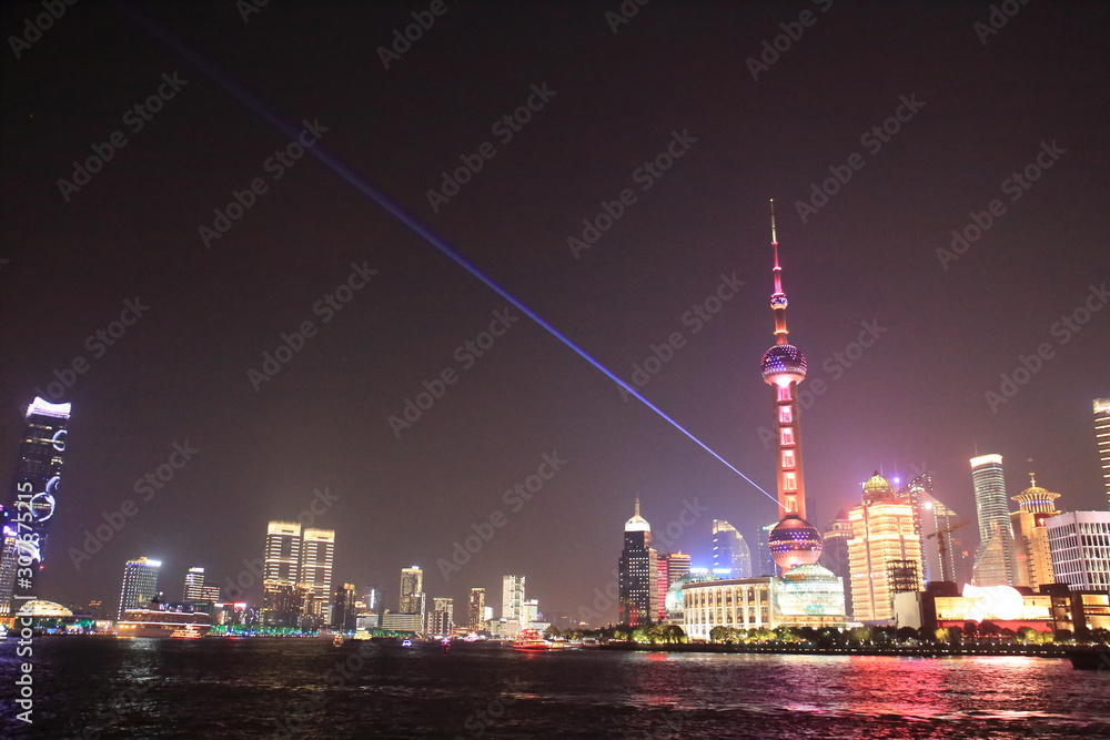 Obraz premium Pudong night view from the Bund in Shanghai, China