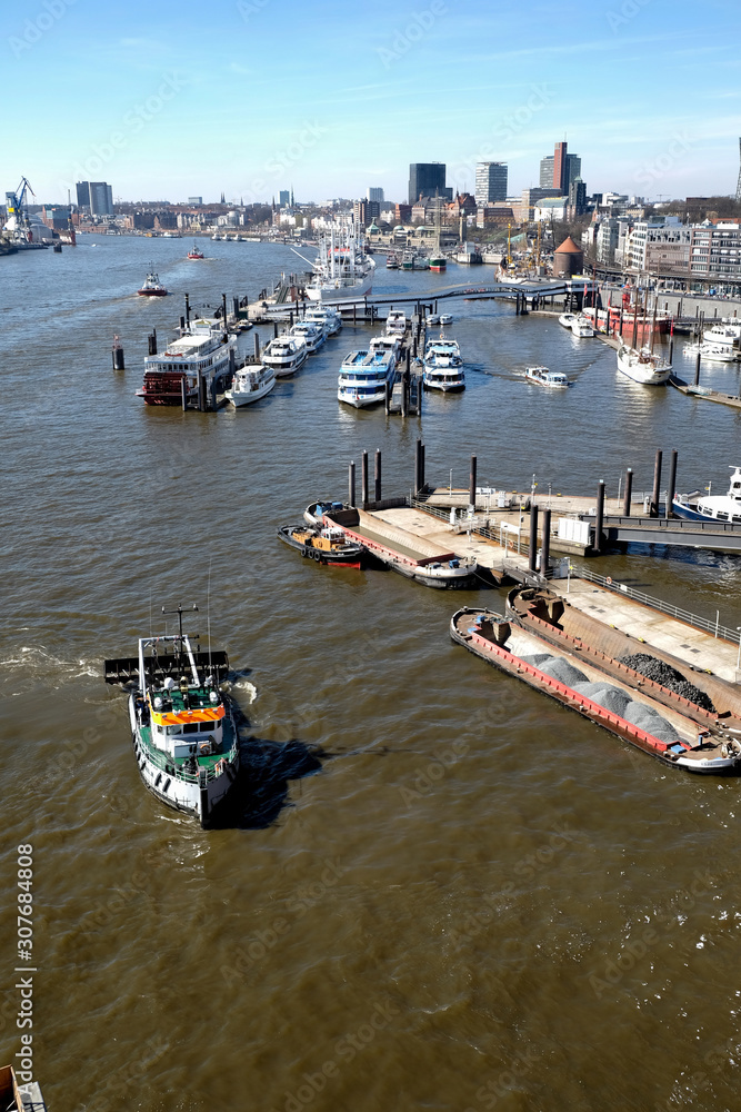 Fototapeta premium Hamburger Hafen von oben