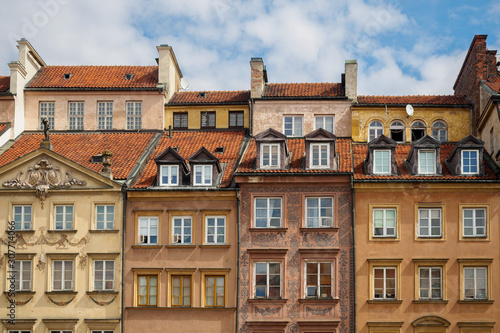 Obraz na płótnie Market square in Warsaw with old windows, Poland w salonie