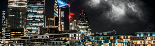 Canvas Print Londons modern city skyline at night panoramic