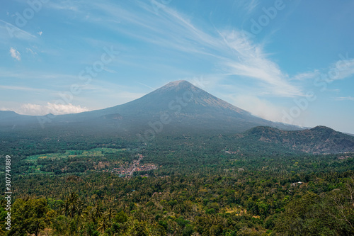 Le Volcan Mont Agung depuis un point de vue panoramique