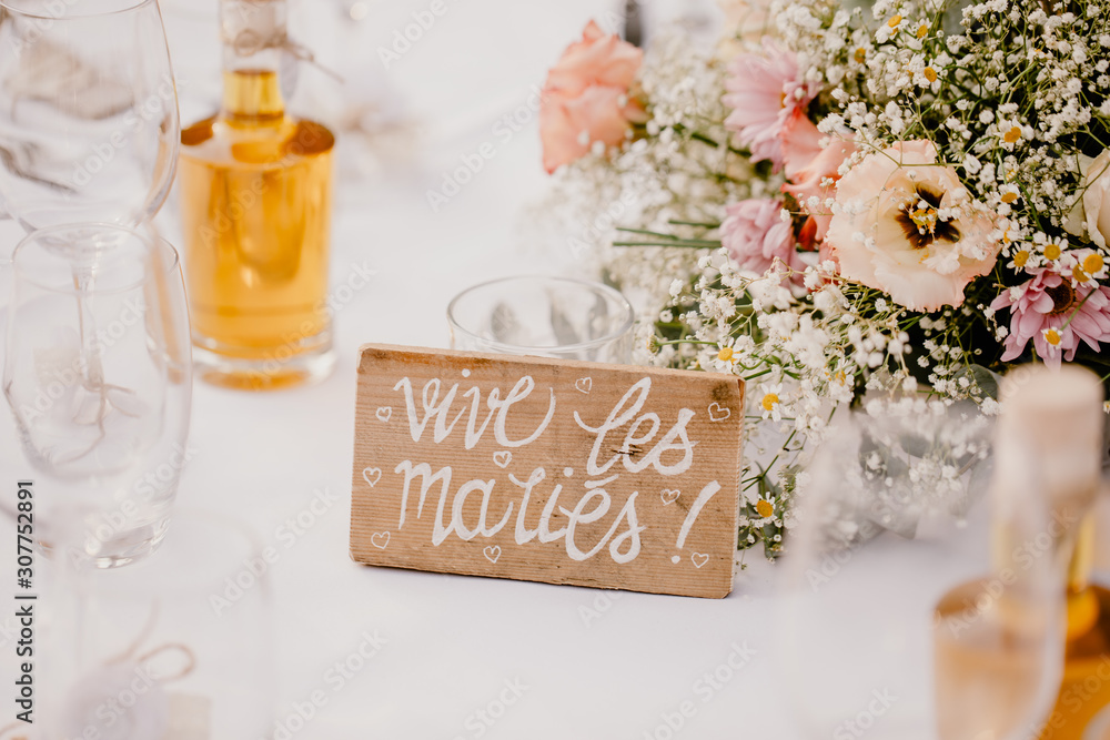 Vive les mariés Stock Photo | Adobe Stock
