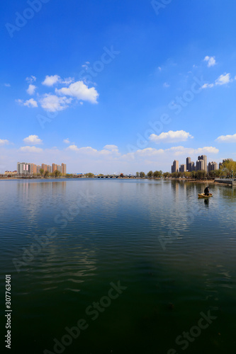 Urban Water Park Scenery © zhang yongxin