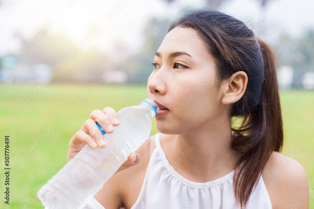 The women thirsty drinking water. The women thirsty drinking water.