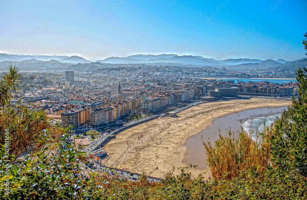 View of the beach of the zurriola of San Sebastián from Mount Ulia.