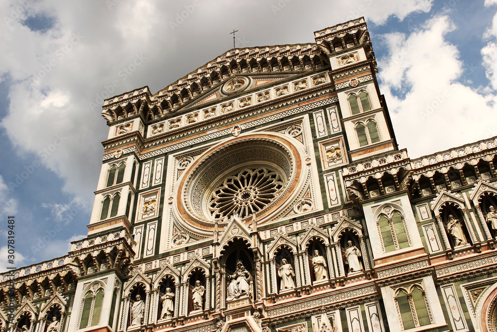 Facade of the Florence Cathedral of Saint Mary of Flower, Florence Duomo (Duomo di Firenze), Florence, Italy