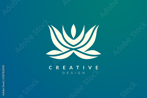 Minimalist flower vector design. It is suitable for spas, hotels, beauty, health, fashion, cosmetics, boutiques, salons, yoga, therapy, and others.