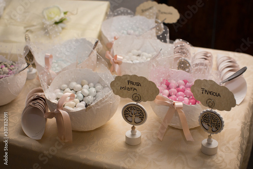 Obraz na płótnie confettata w salonie
