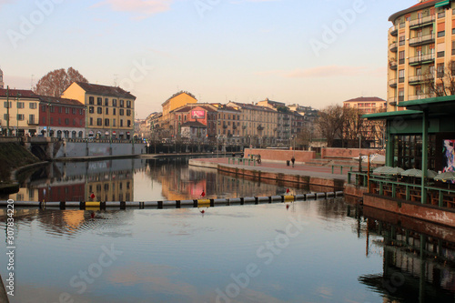 Darsena di Milano e case