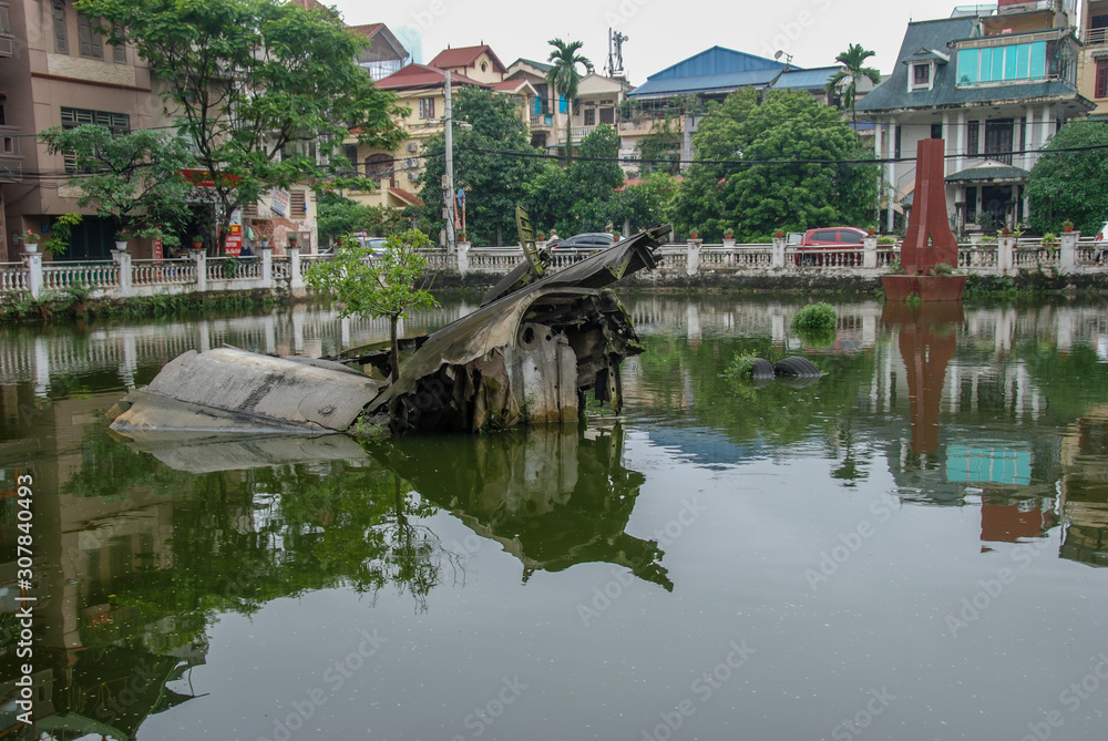 Hanoi monument of B-52 wreckage from Vietnam War sunken in Huu Tiep Lake Hanoi monument of B-52 wreckage from Vietnam War sunken in Huu Tiep Lake