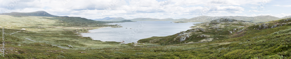 Vinstri, See und Landschaft im Jotunheimen-Nationalpark, Norwegen