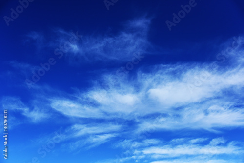 Blue Sky with White cloud meteorology © Wendy