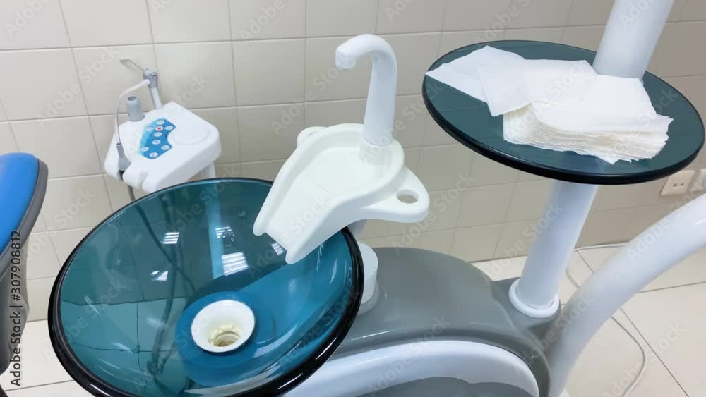 drain dental office. spit in the sink.the oral hygiene vídeo do Stock