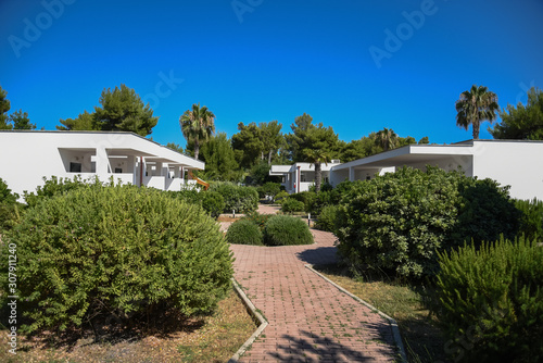 Modern Bungalows Holidays Houses  with Garden and Path © FabriZiock