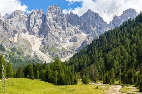 The Val veneggia and the Pale di San Martino a wonderful place of the Dolomites, Fototapet