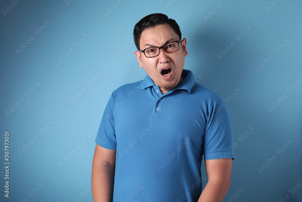 Shocked Men Can Not Believe What He Sees Shocked Men Can Not Believe What He Sees