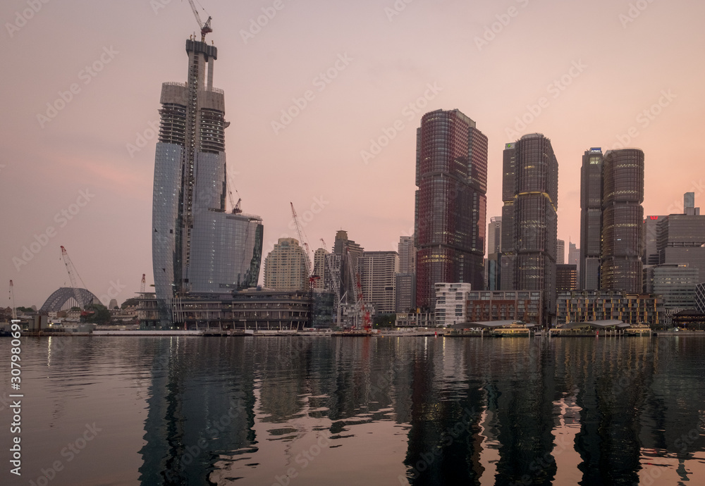 Fototapeta premium Sydney city skyline at sunrise