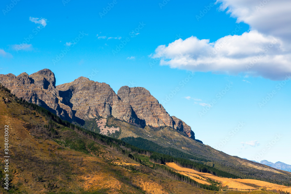 Mountain peaks and clouds on Baineskloof Pass