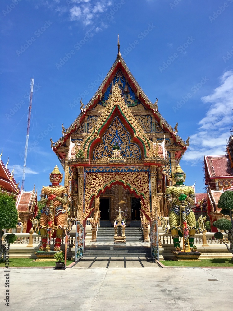buddhist temple in bangkok thailand