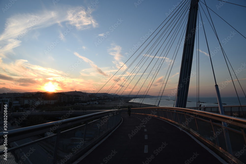Obraz premium Pescara Bridge at Sunset, Ponte del Mare, Abruzzo, Italy