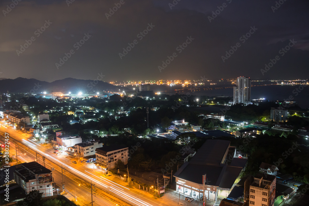 Fototapeta premium Sriracha city at night