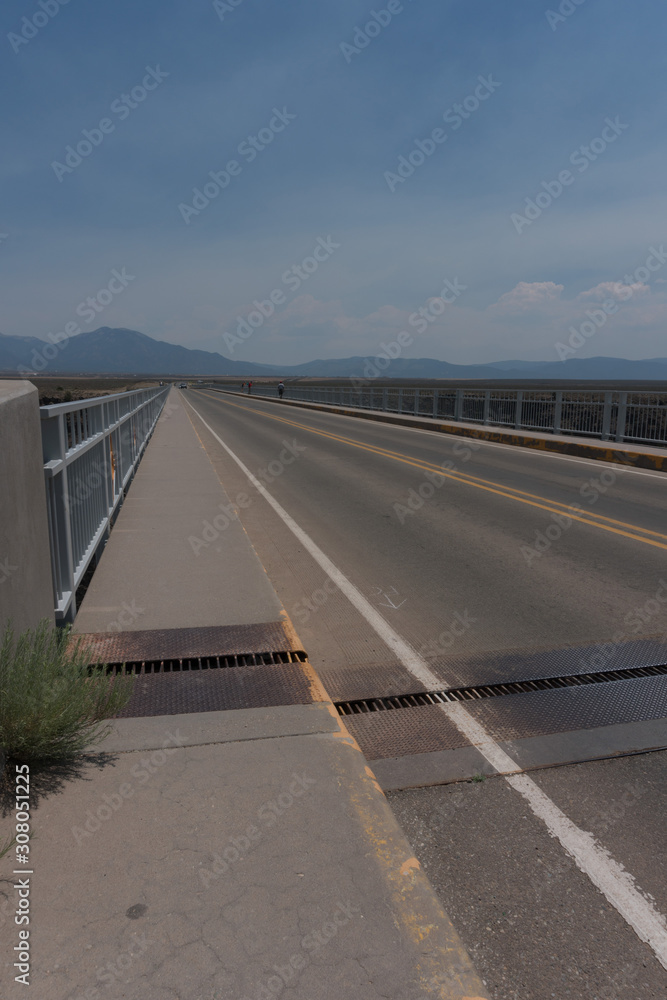 Fototapeta premium Vertical Rio Grande Gorge bridge in New Mexico.