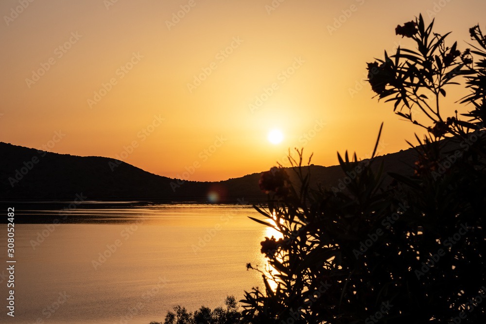 Sonnenaufgang in Elounda Sonnenaufgang in Elounda