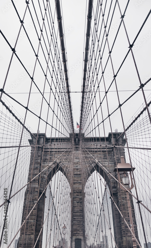Fototapeta premium Brooklyn Bridge New York City cables and wires