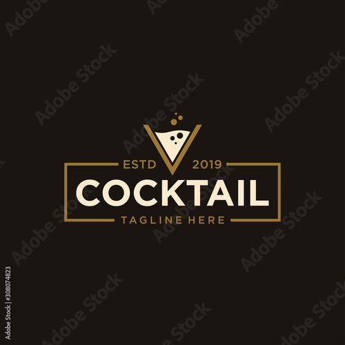 vintage Cocktail logo design vector. alcohol drink icon. retro cocktail glass vector design template