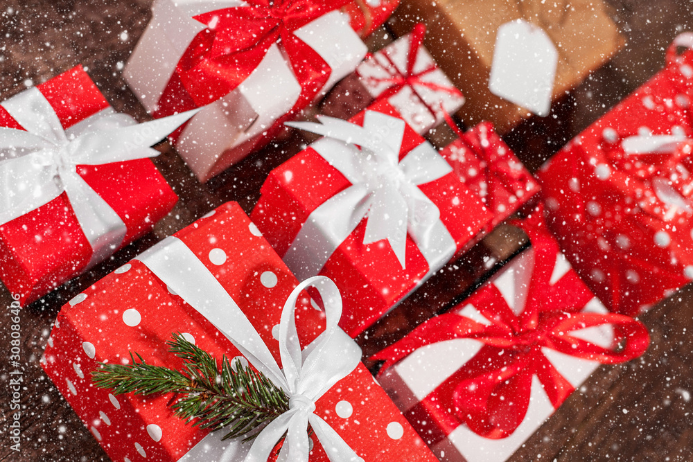 Naklejka premium Geschenk zu Weihnachten