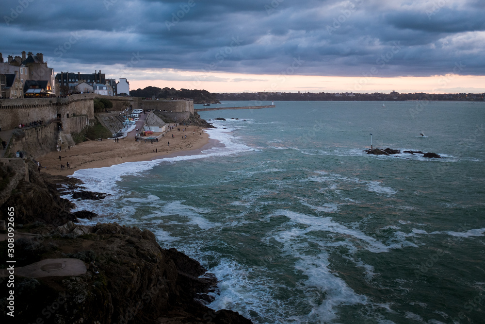 Obraz premium Fin de journée à Saint-Malo