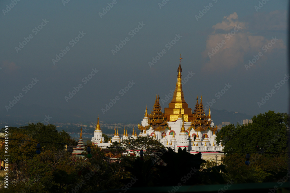 Umin Thonz Pagoda,