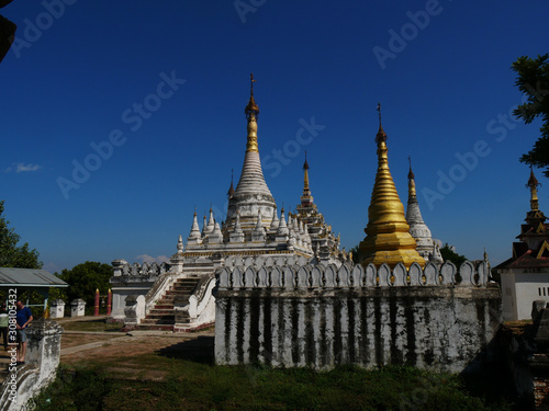 Umin Thonz Pagoda, © victor