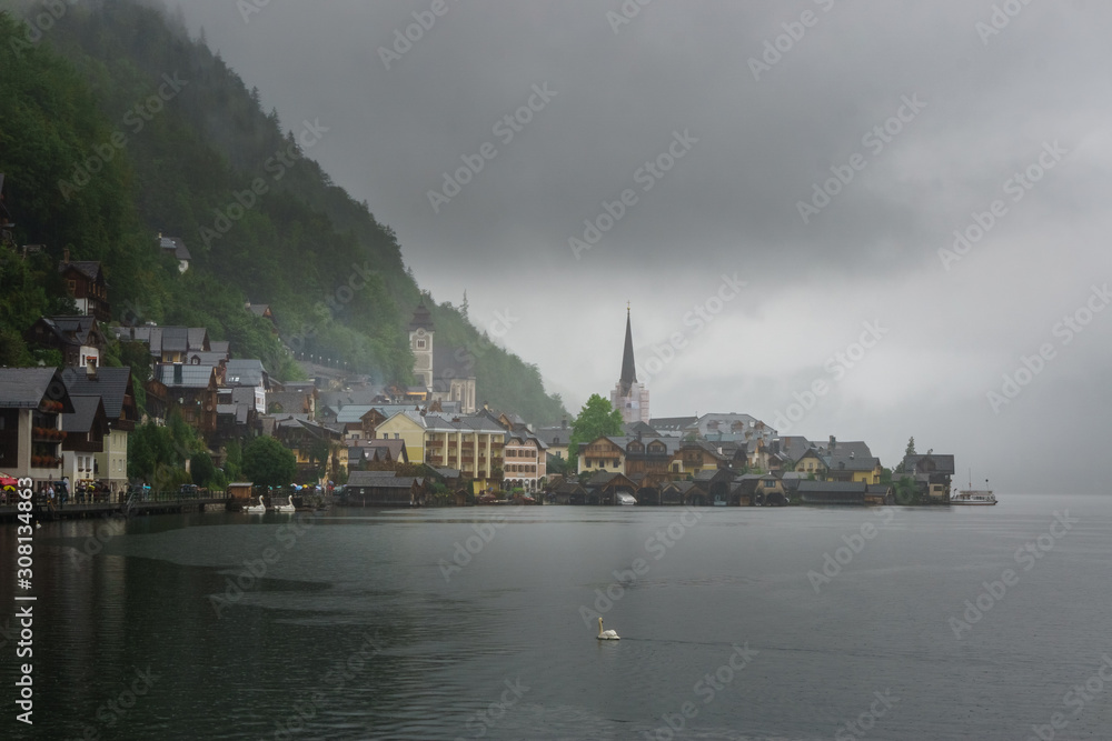 Naklejka premium Hallstatt Österreich 2019