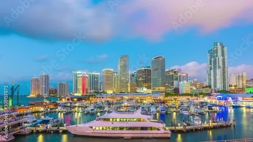 Wallpaper Mural Miami, Florida, USA downtown skyline Torontodigital.ca