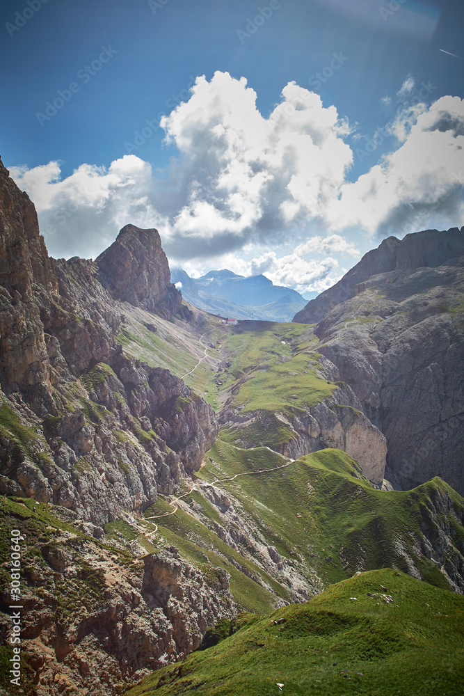 Fototapeta premium Beautiful view of the mountains with clouds