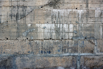 Reinforced concrete wall