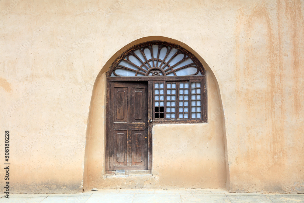 Obraz premium Traditional Cave dwelling in Northern Shaanxi, China