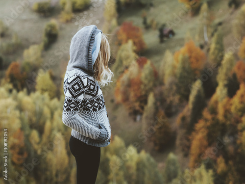 Autumn woman in autumn park...