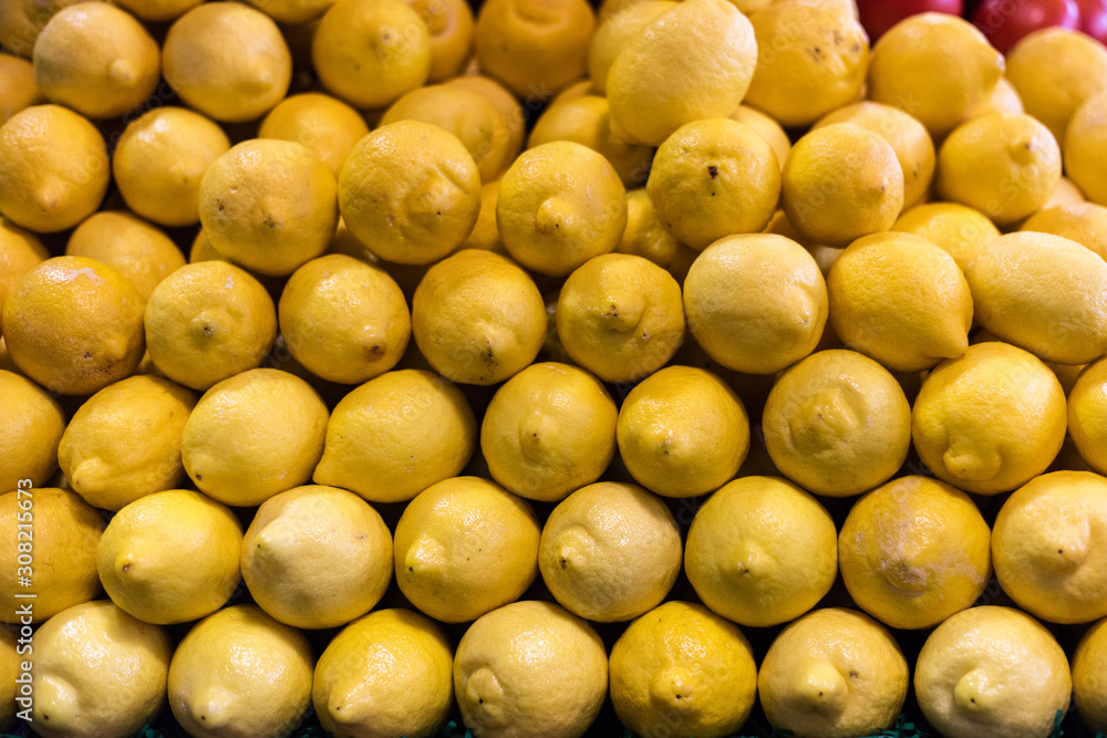 Pile of lemons for sale at market