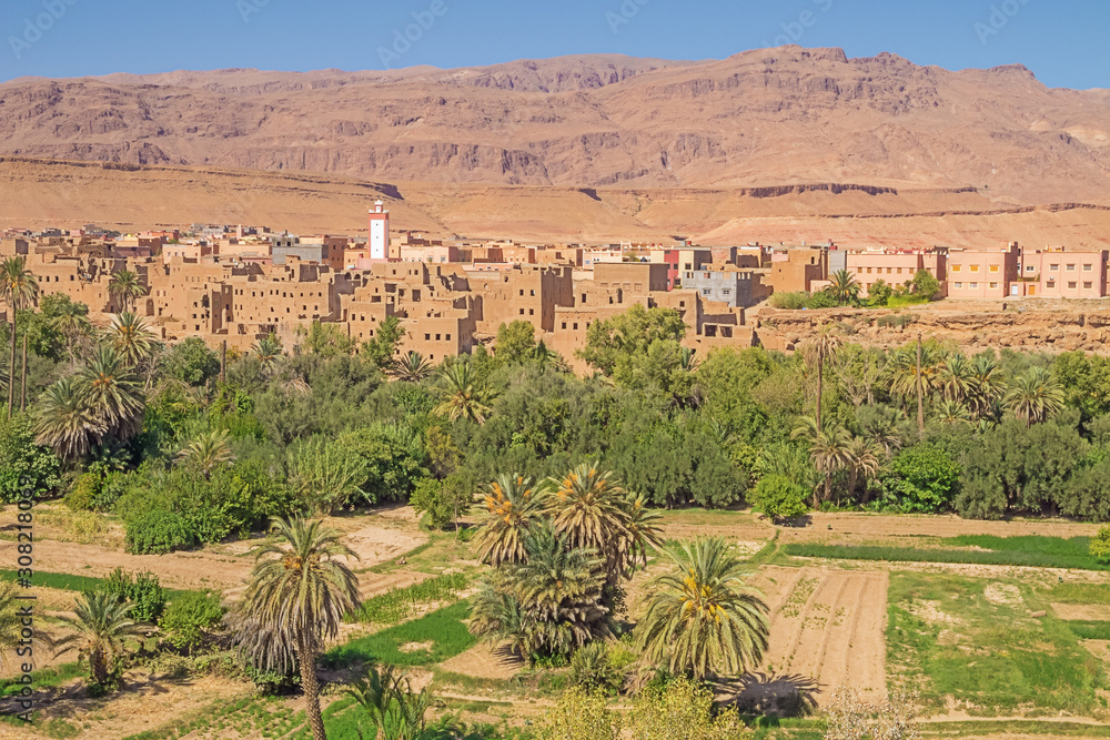 City view of Tinghir in the fertile oasis along the Wadi Todgha