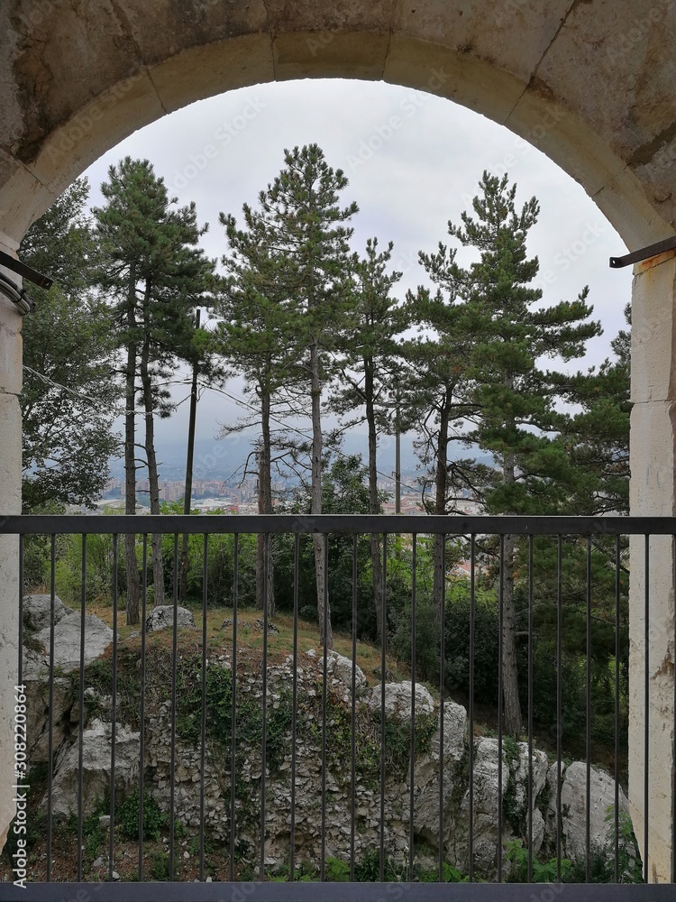 Φωτογραφία Campobasso – Scorcio dall'entrata del ponte levatoio del Castello Monforte