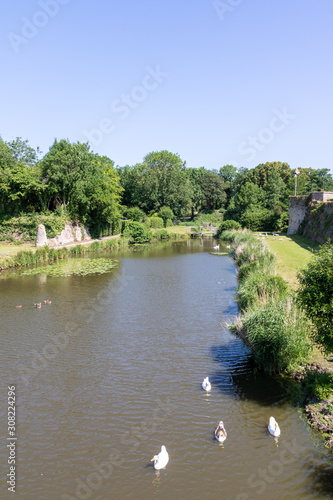 Les douves et les remparts de Bergues - Nord photo