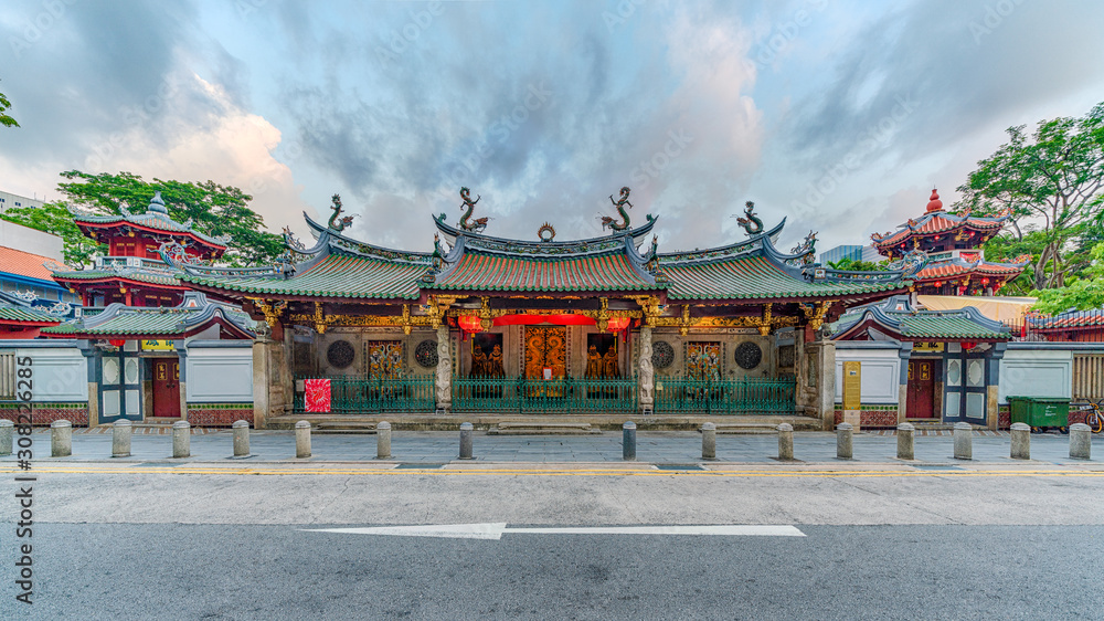 Obraz premium HDR image of Thian Hock Keng Temple in Singapore