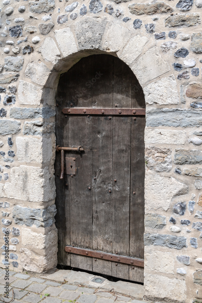 Porte d'une tour de la Porte Jeanne d'arc SaintValérysurSomme