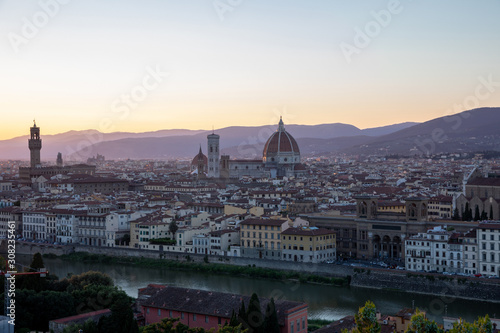 Panoramic view of Florence city from Piazzale Michelangelo © TravelFlow