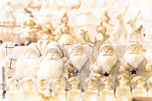  figurines with Santa Claus. Christmas decoration